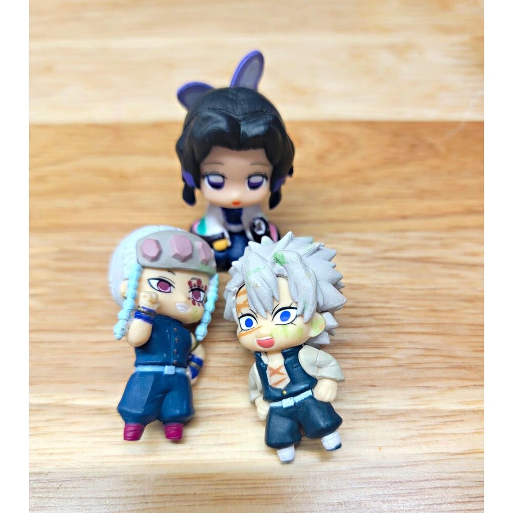 Demon Slayer: Kimetsu no Yaiba Shinobu Tengen Sanemi Plastic Mini Figures Lot